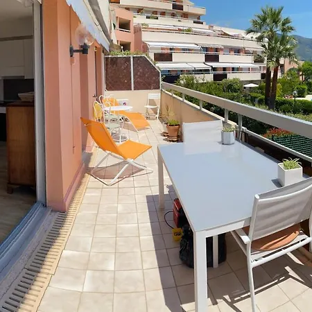 Superbe 2p Vue Mer, Ensoleille, Piscine Lejlighed