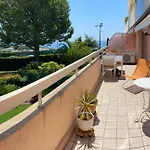 Superbe 2p Vue Mer, Ensoleillé, Piscine Apartamento