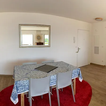 Apartment Superbe 2p Vue Mer, Ensoleille, Piscine